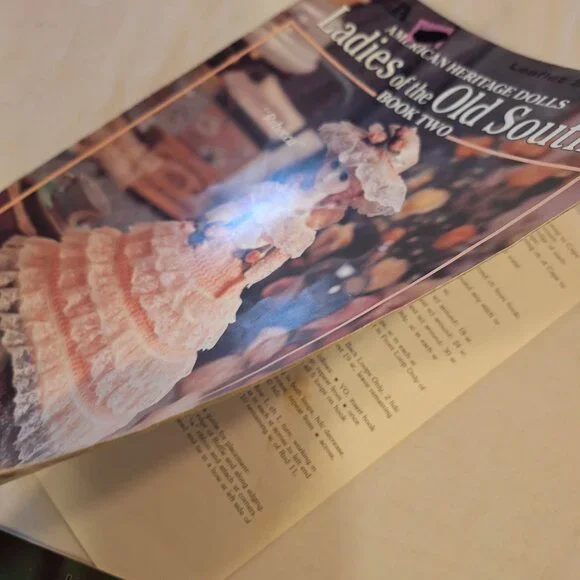 American Heritage Dolls Crochet Ladies Colonial Old South Elizabeth Pattern Lot - Picture 5 of 6